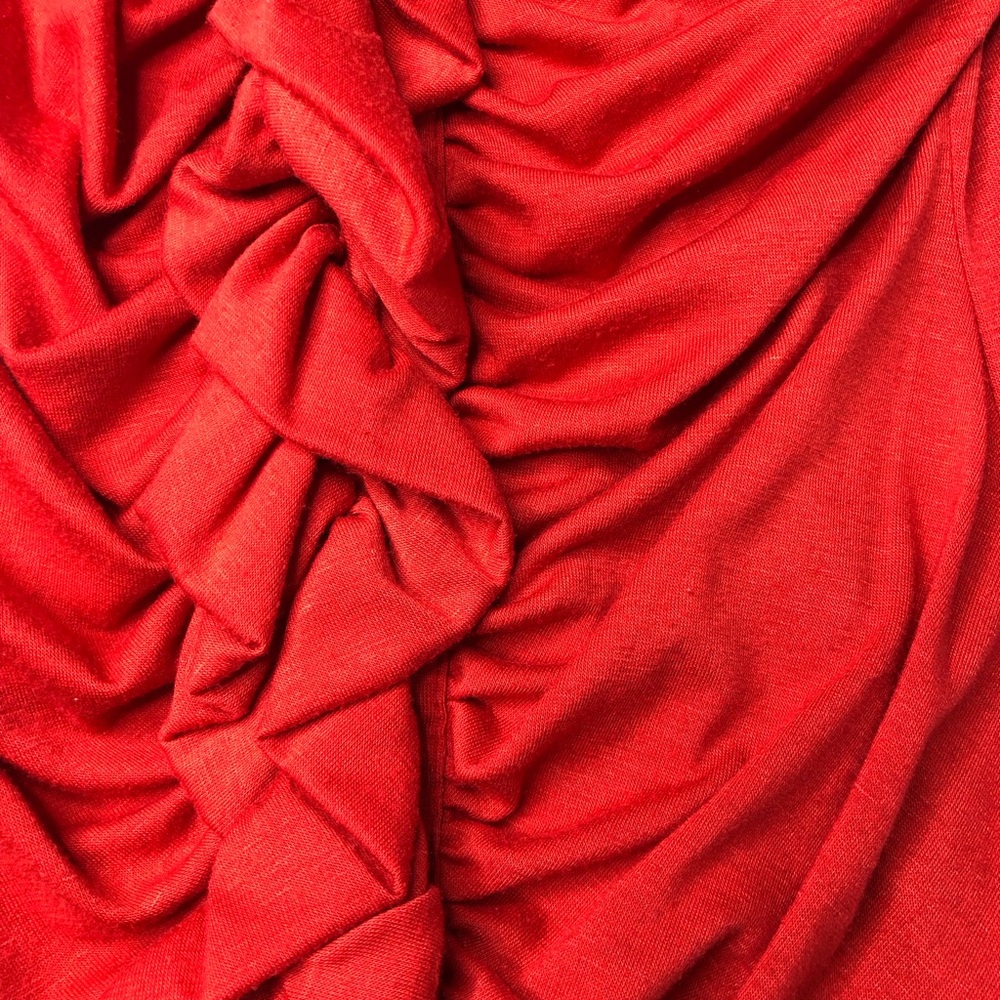 CHARLOTTE RUSSE Red Ruffle Halter Small Top - Picture 5 of 8